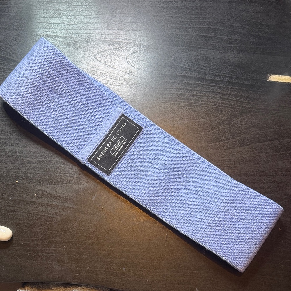 SHEIN Light Blue Exercise Band